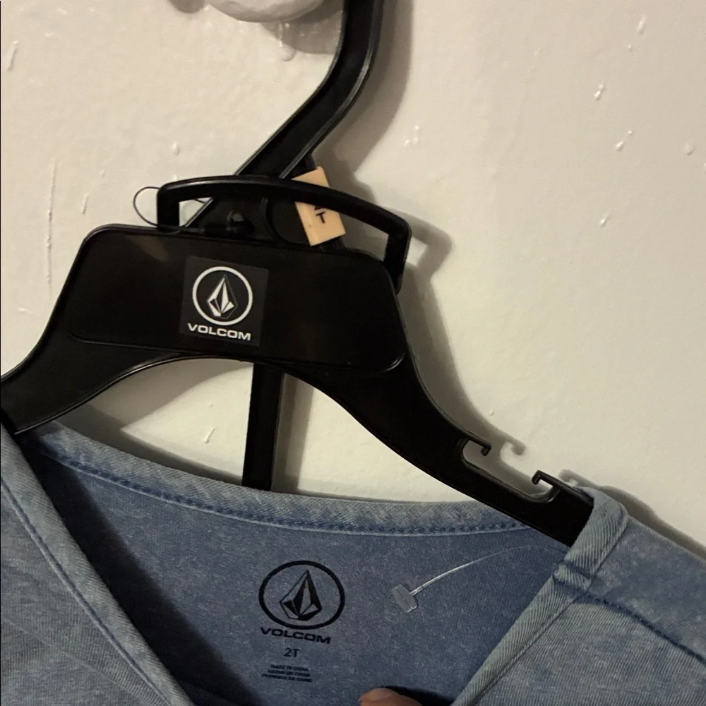 Volcom 2T set - Picture 2 of 8